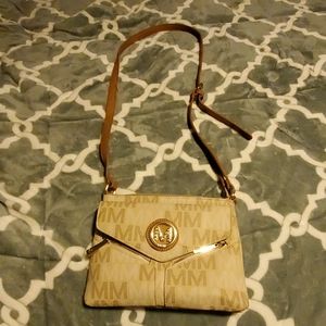 Milan purse